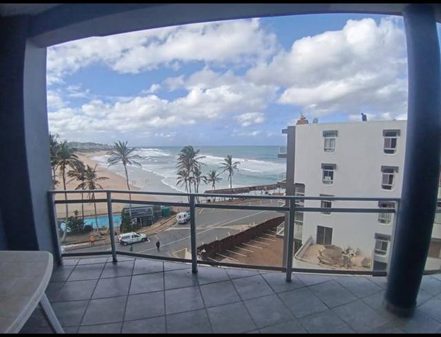 2 BEDROOM APARTMENT FOR SALE IN MARGATE BEACH